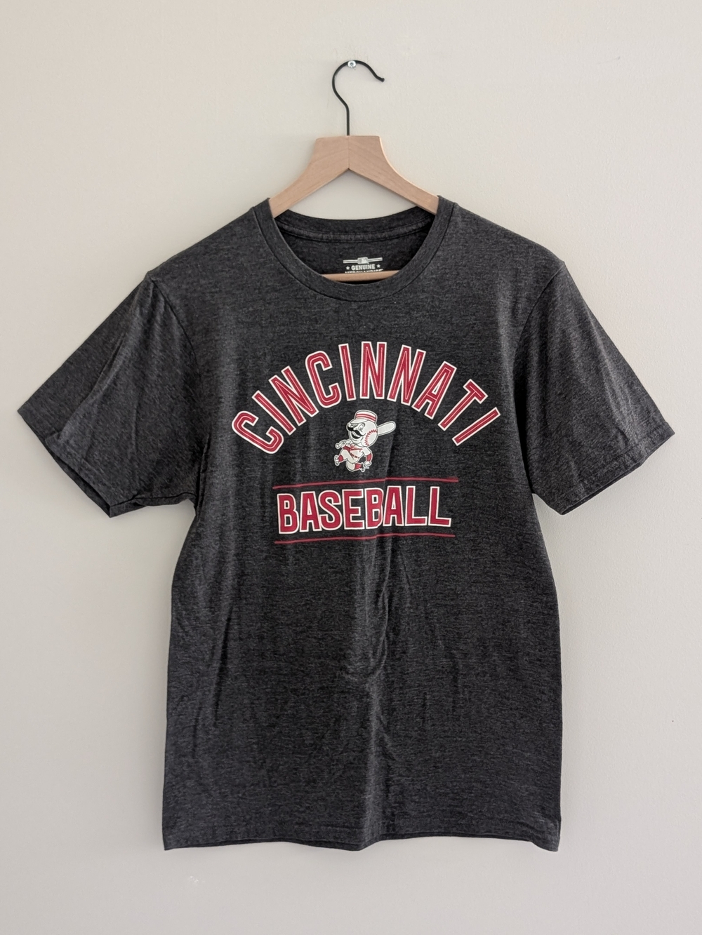 Genuine Merchandise Cincinnati Reds Baseball Tee